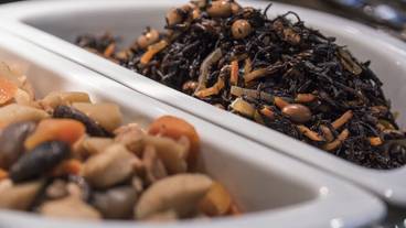 食事・飲み物 / 4