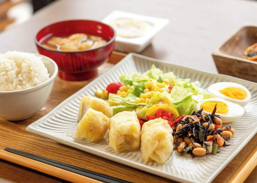 朝食