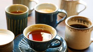 1階 フリーラウンジのカップ / 4