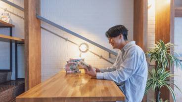 ロビーラウンジ / 12