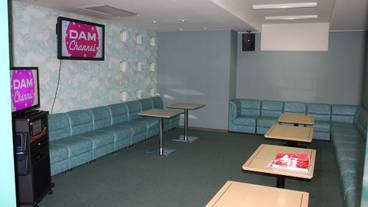 カラオケ ルーム / 8