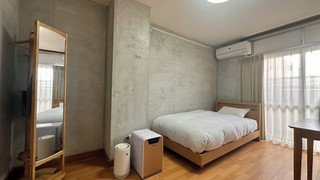 [4階個室ツツジ] 洋室 男女別共用バストイレ 禁煙