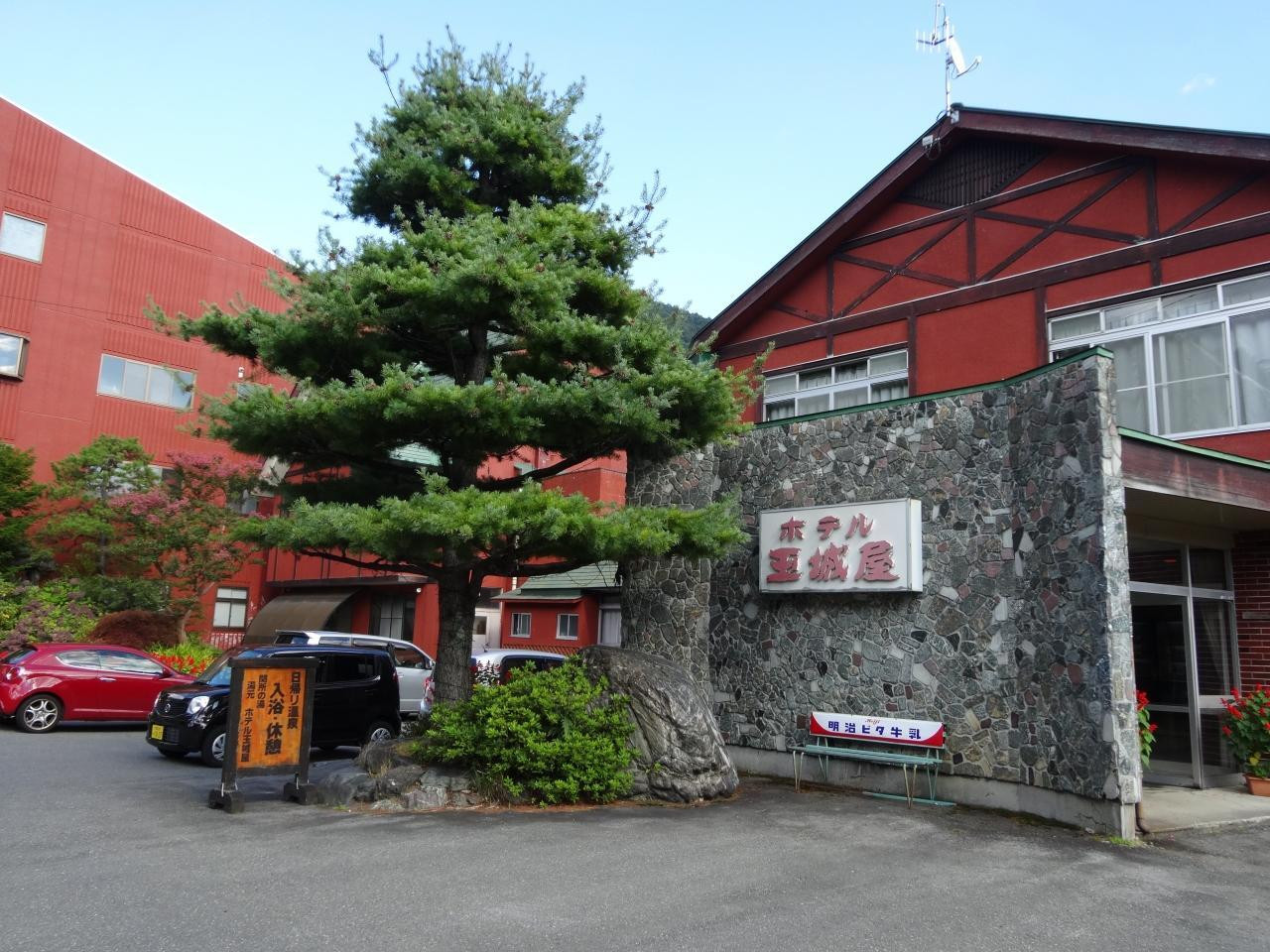 5. ボリューミーな食事を楽しめる「ホテル玉城屋」4257321