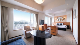 ジュニア スイート キングベッド 1 台 禁煙