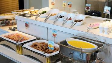 朝食ビュッフェ / 10