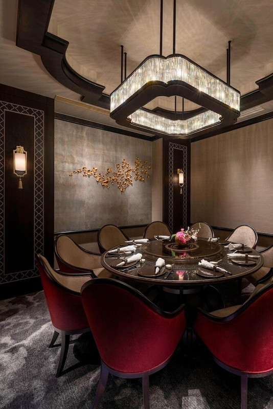 広東料理「龍天門」