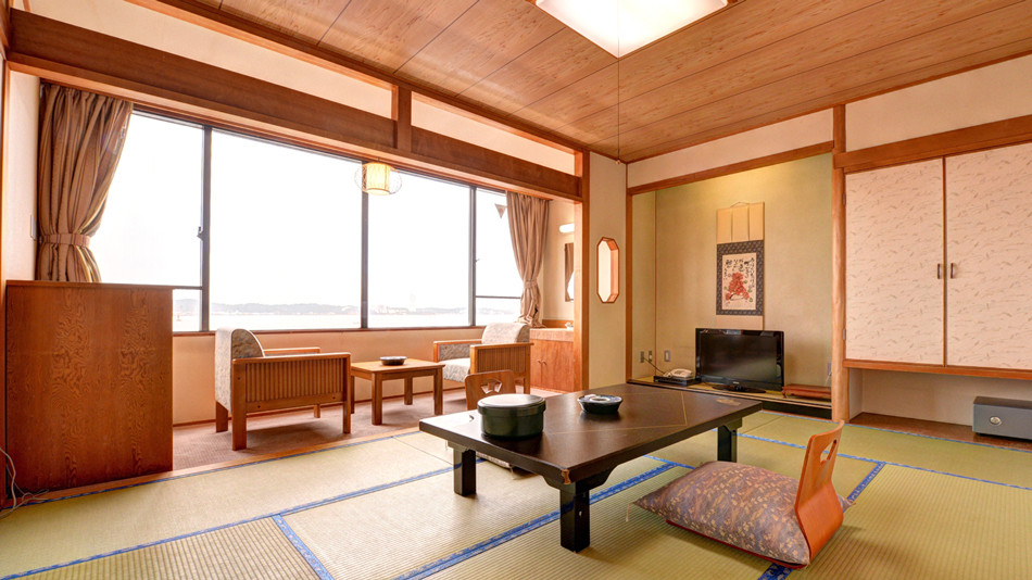 サンセットビーチはすぐそこ！大浴場から眺める夕日にほっこり4024068