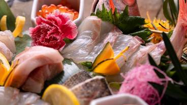 食事・飲み物 / 11