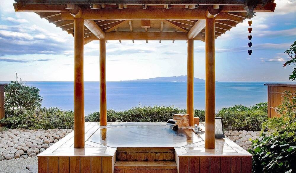 寛ぎの客室は
オーシャンビュー中心 / 4