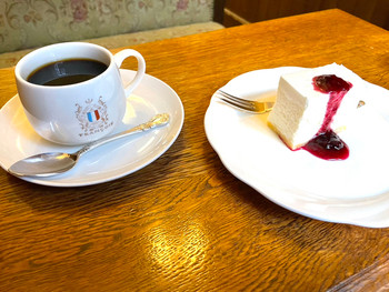 「フランソア喫茶室」 料理 174310373 ケーキセット(¥1350)