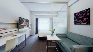 スタジオ (Double)