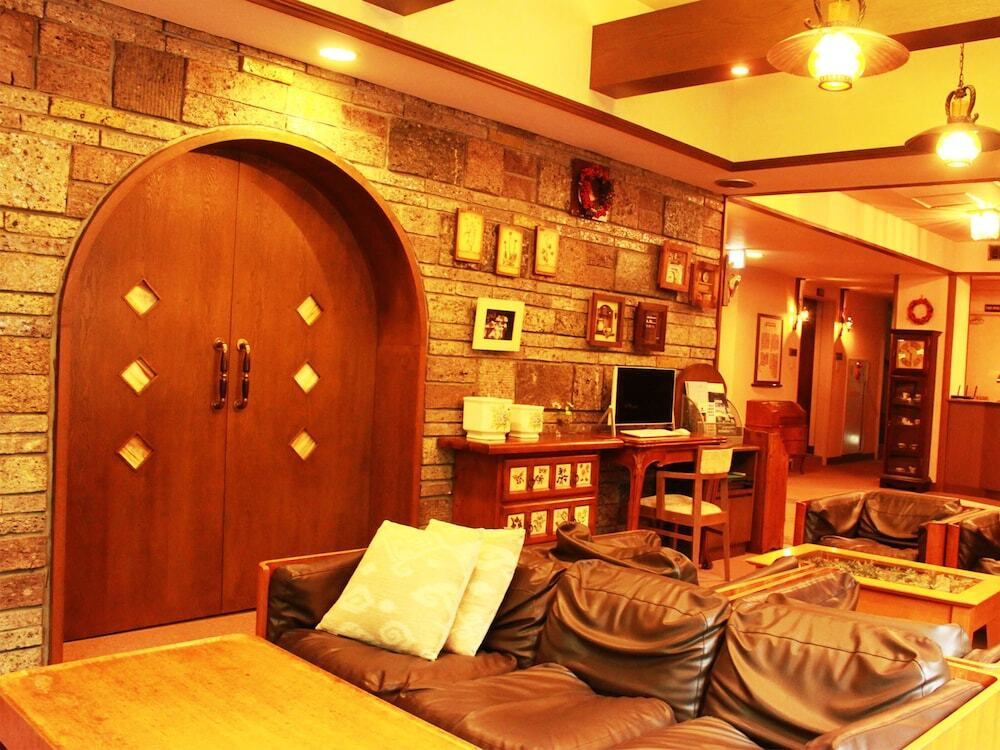 ロビーラウンジ