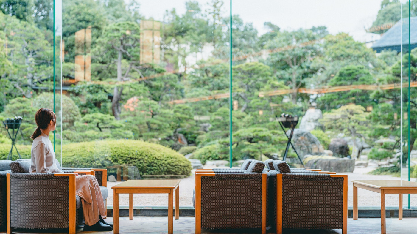 3. 広めの浴場でゆったり癒される「曲水の庭 ホテル玉泉」3484247