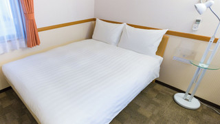 エコノミー ダブルルーム 喫煙可