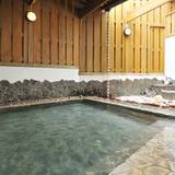 自家源泉を露天と内風呂で
爽やかなお風呂を満喫 / 3