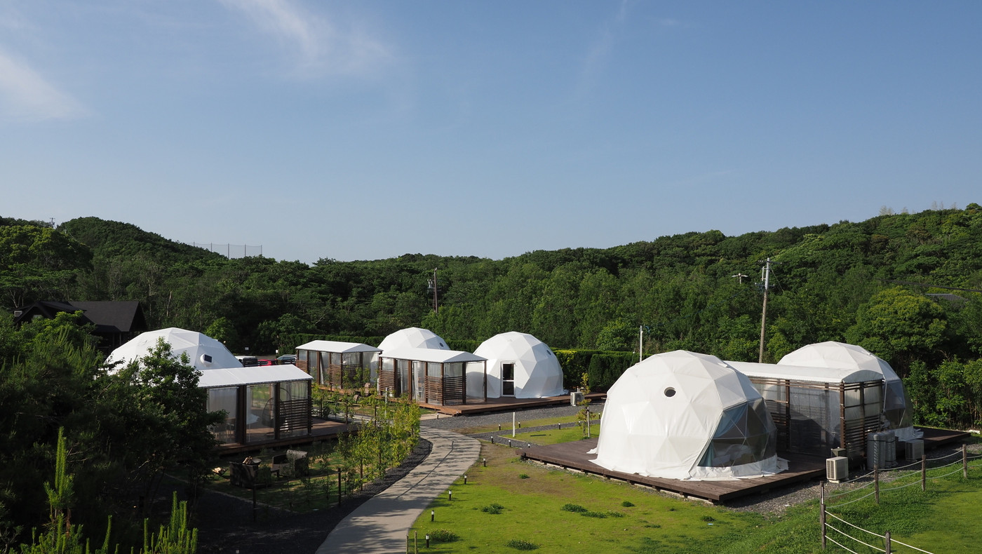 グランピング ドーム型テント