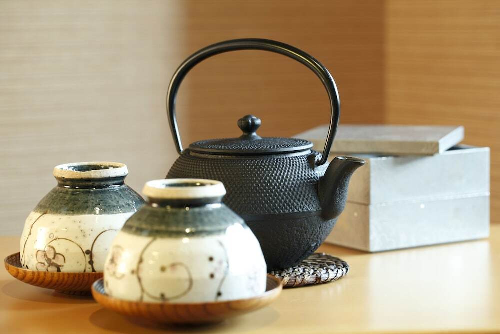 客室のティーセット①