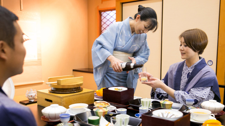 あわび使用の名物料理やリビング付の貸切風呂で贅沢気分♡4240384