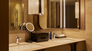 デラックス ルーム キングベッド 1 台