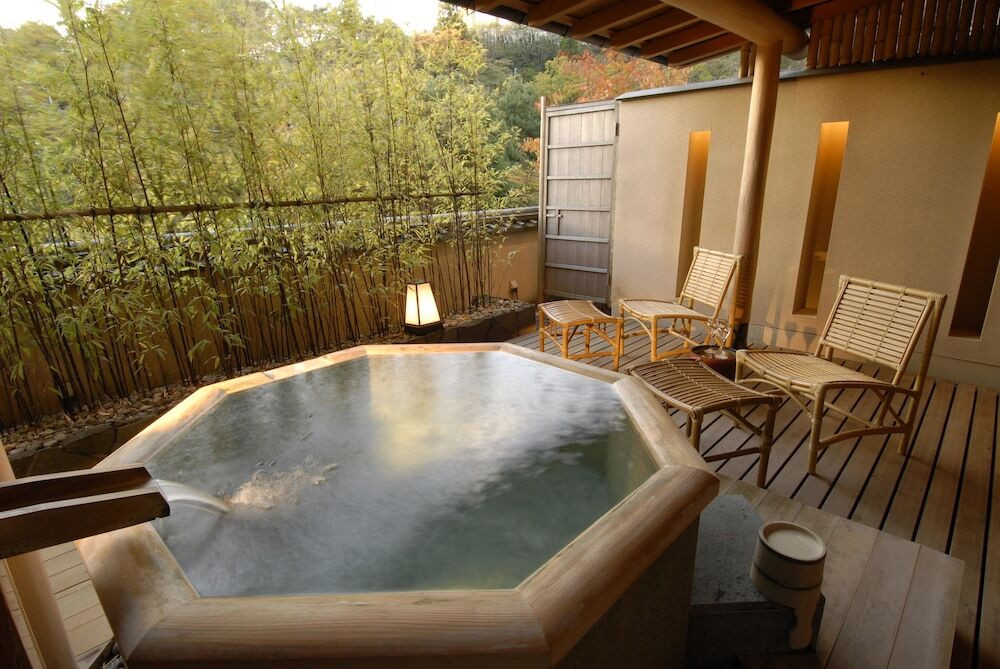 岩盤浴やスパなどリラックス施設が充実。がんばる自分にご褒美ステイ3934495