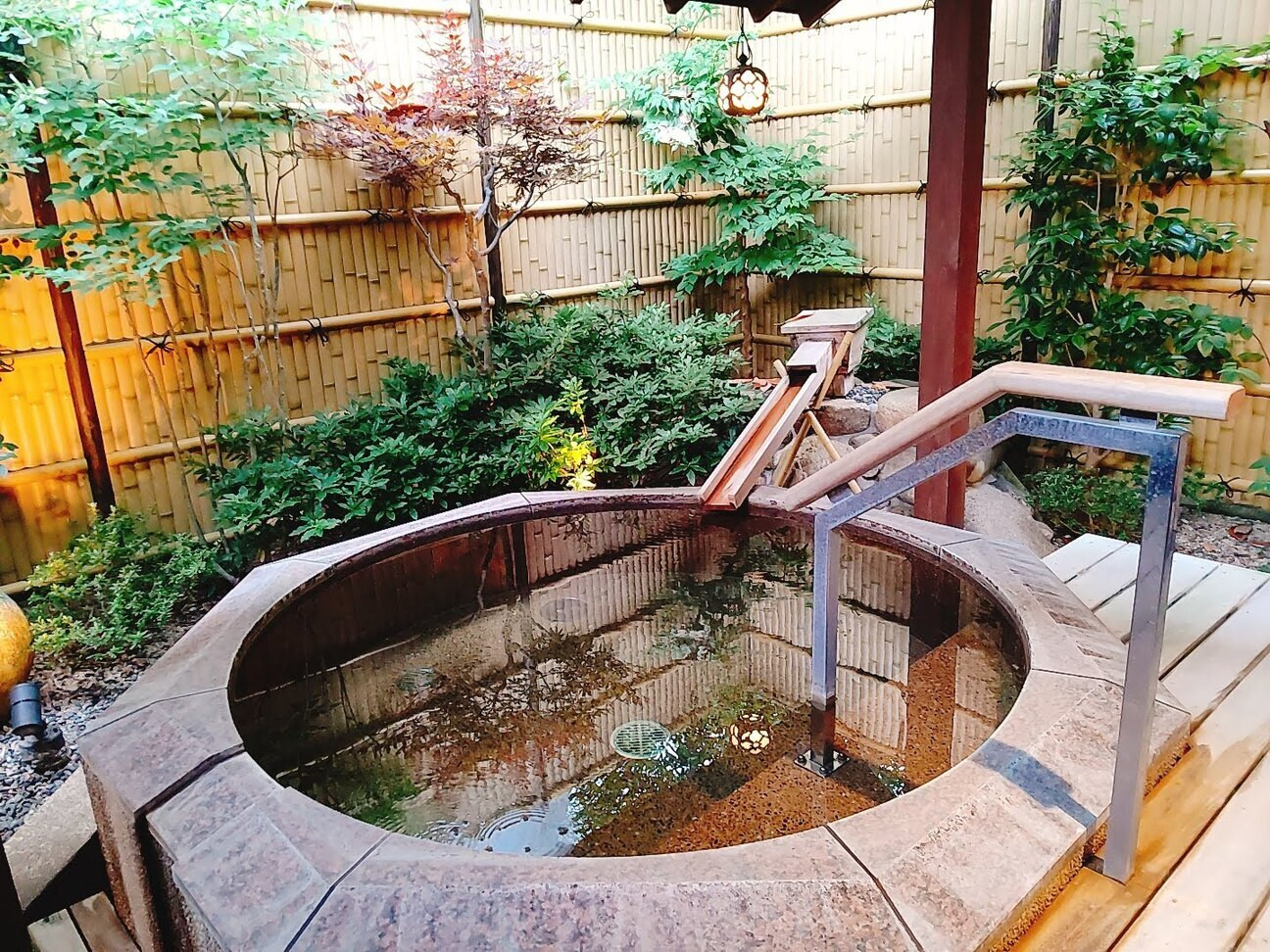 「橋津屋」 その他 180954352 大浴場の露天風呂