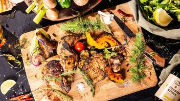 食事・飲み物 / 7