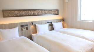 フォースルーム- 飲み放題1時間 (15:00~20:00の間に限る)