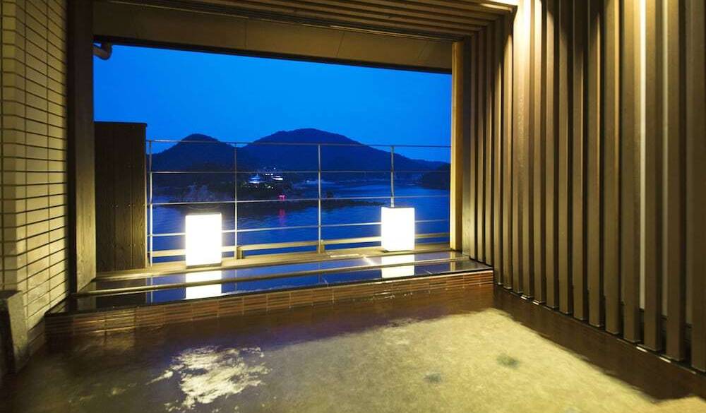 貸切露天風呂 東風 / 2