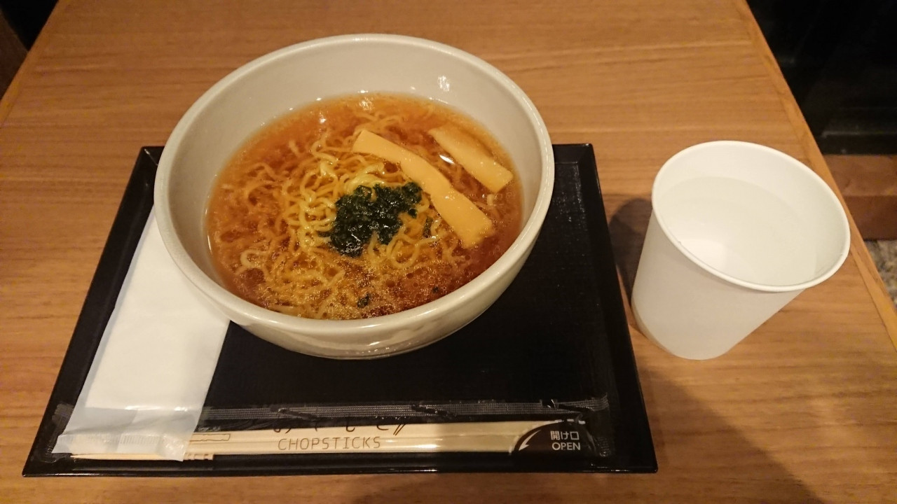 無料の夜泣きそばです。