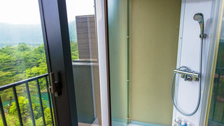 [和モダン和洋室] 25平米 + 専用テラス6平米 信楽焼露天風呂 禁煙