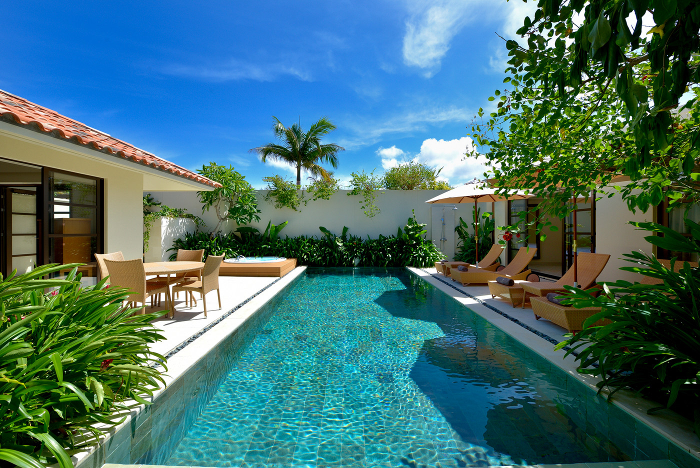 カップルでもグループでも楽しい♪全室プール付きヴィラのホテル4066154