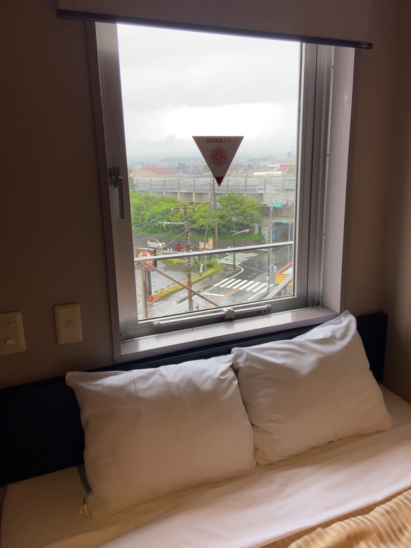 高速道路側の部屋でしたが静かでした