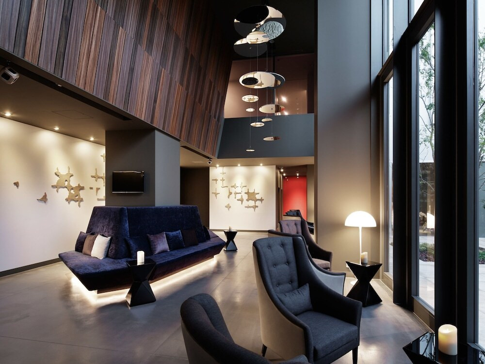 ロビーラウンジ②