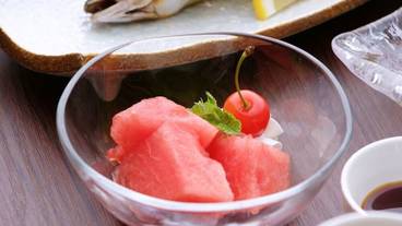 食事・飲み物 / 4