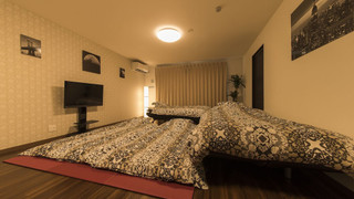 デラックス アパートメント