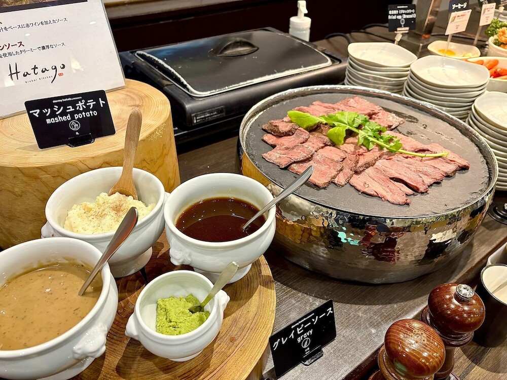 朝食