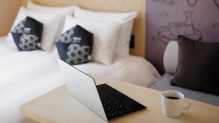 ベーシック ダブルルーム クイーンベッド 1 台 禁煙 シティビュー