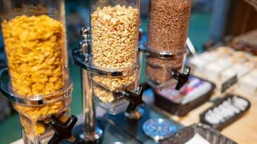 朝食ビュッフェ / 3