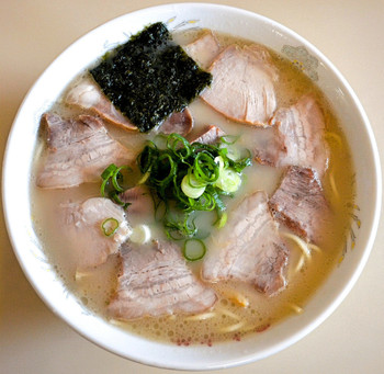 「岡本中華」料理 822704 中華そば肉入