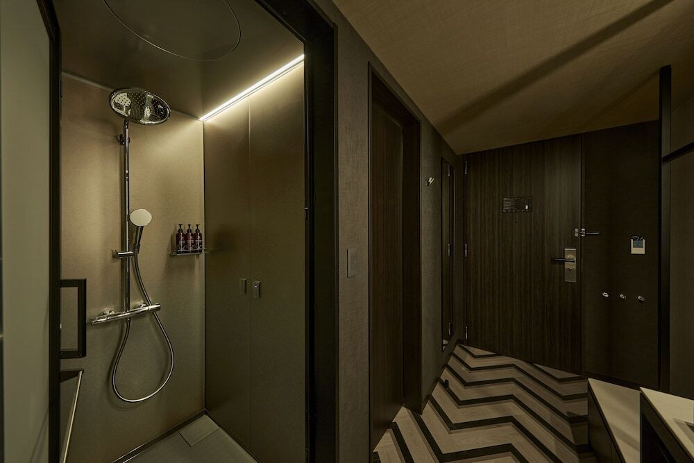 プロセッコ　シャワーブース