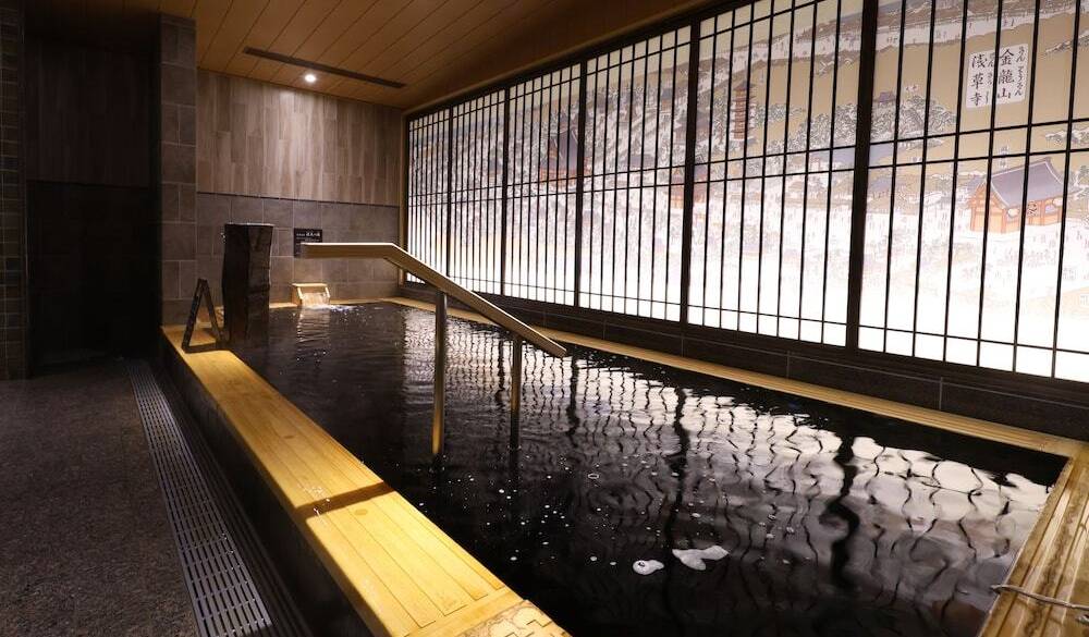 大浴場「凌天の湯」 内湯① / 1