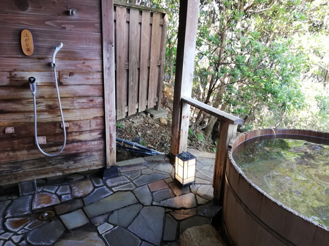 貸切風呂（混雑時の利用は難しい）