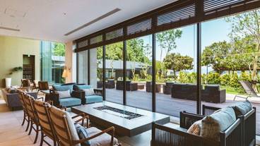 ロビーラウンジ / 14