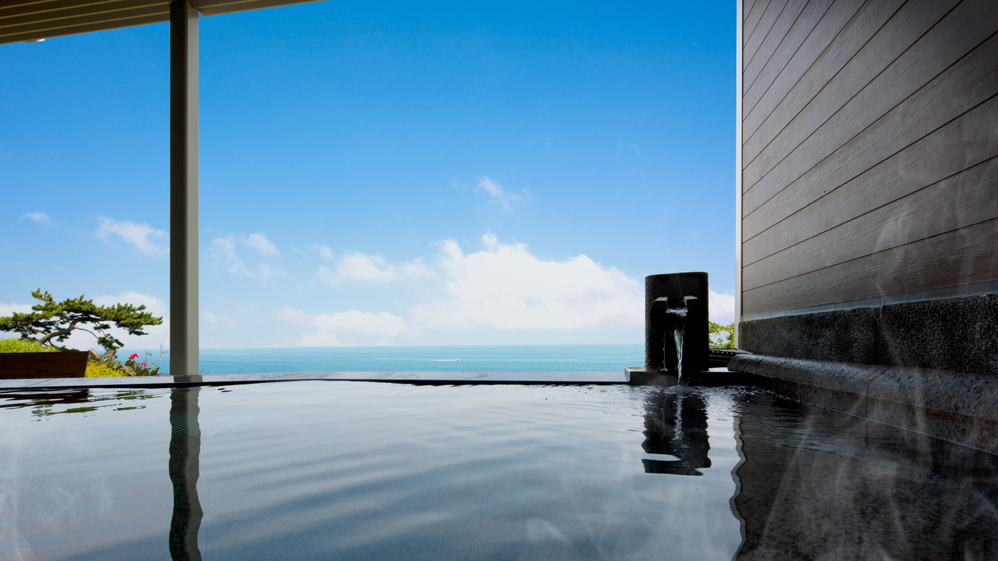 食事・飲み物・アクティビティ込みのオールインクルーシブ4021876