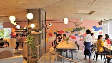 ロビーラウンジ / 4