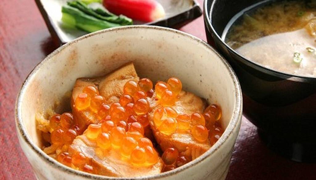 名物 はらこめし / 2