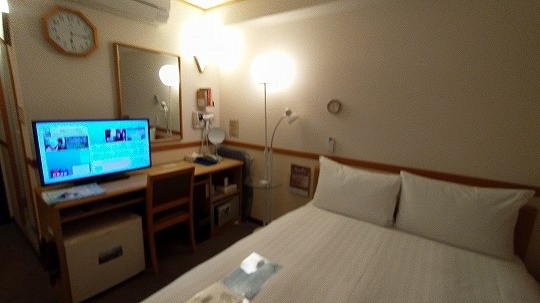 照明は東横イン標準