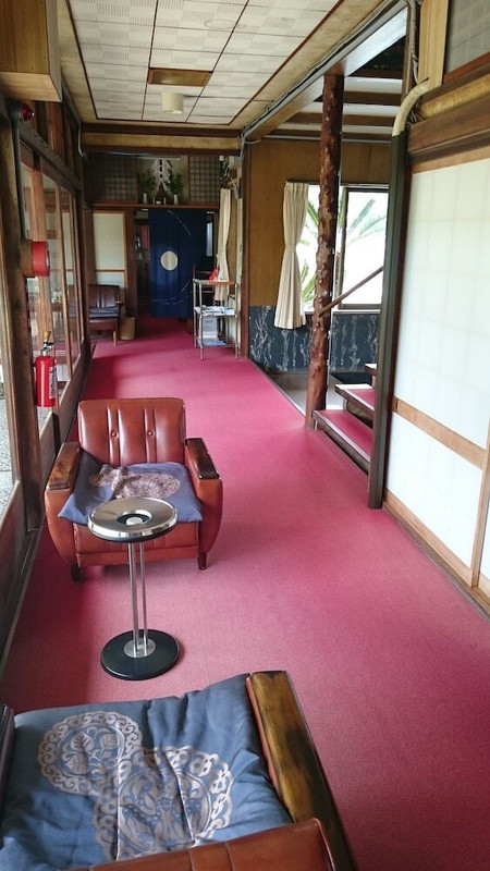 ロビー応接スペース