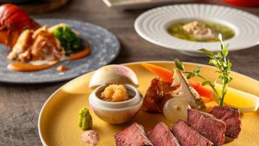 食事・飲み物 / 15