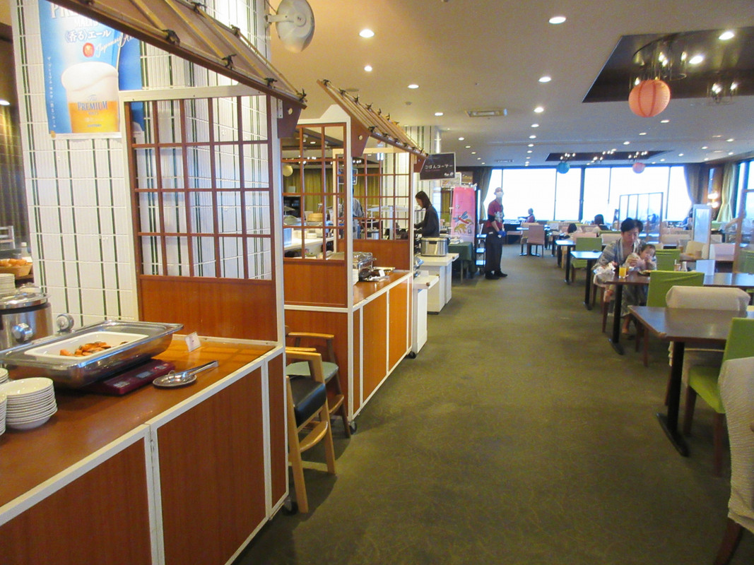 最上階で眺めの良いレストラン